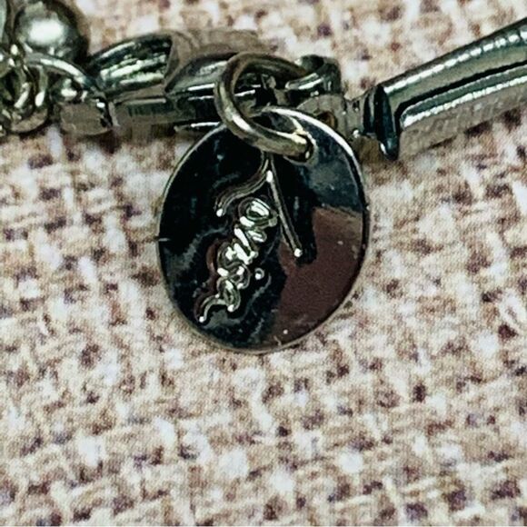 Lovisa Aqua Acrylic Necklace - Picture 2 of 2